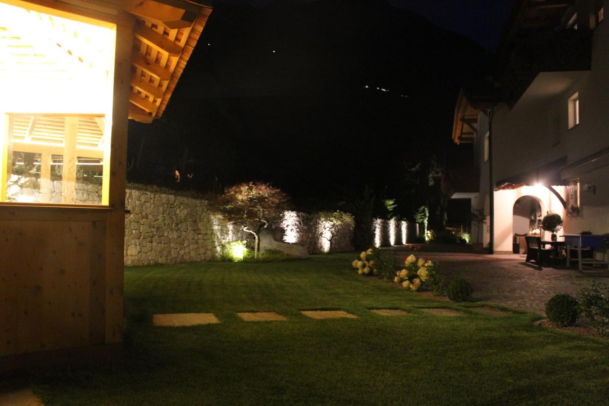 Appartementhaus Tratter Algund Exterior foto